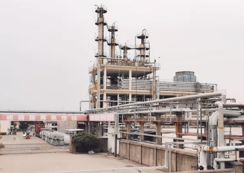 Últimas noticias de la empresa sobre Éter monobutílico de propilenglicol: Un disolvente versátil para aplicaciones industriales y comerciales