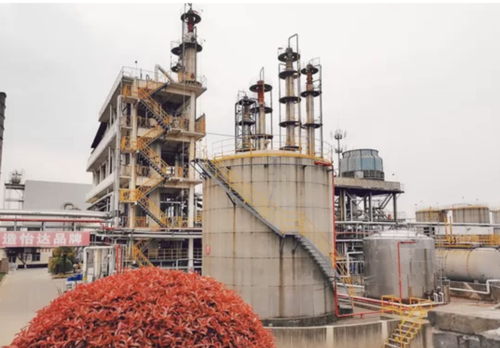Últimas noticias de la empresa sobre El tripropileno glicol es un solvente industrial versátil y un intermediario químico, comúnmente utilizado en: